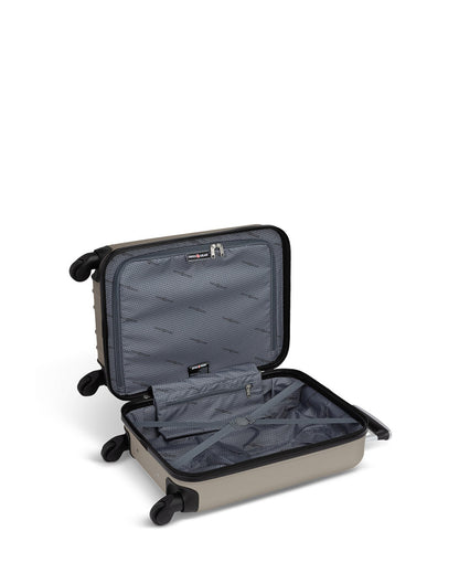 Swiss Gear Sion 19" Hardside Carry-on Spinner, champagne, open view