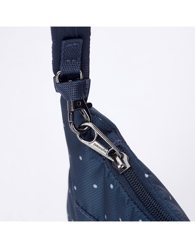 Pacsafe daysafe anti-theft navy colour crossbody bag zip puller