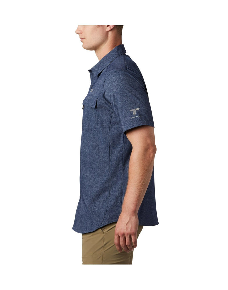 Men wearing navy colour columbia men's short sleevs shirt side view