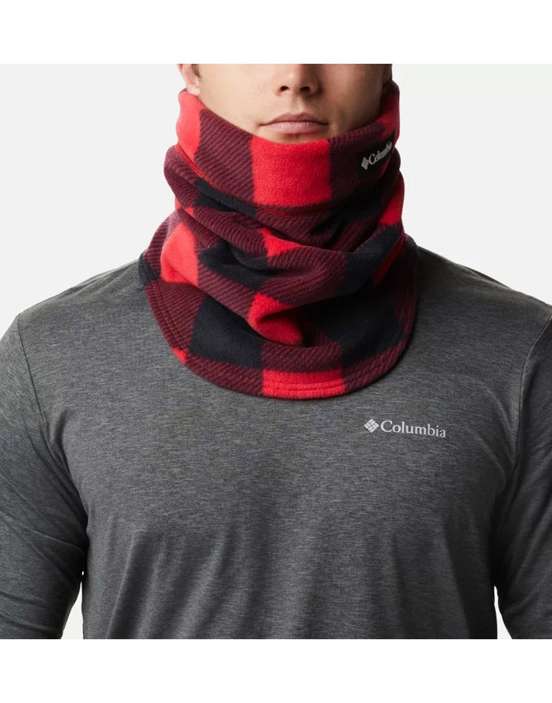 Man wearing Columbia CSC™ II Omni-Heat™ Fleece Gaiter, front view