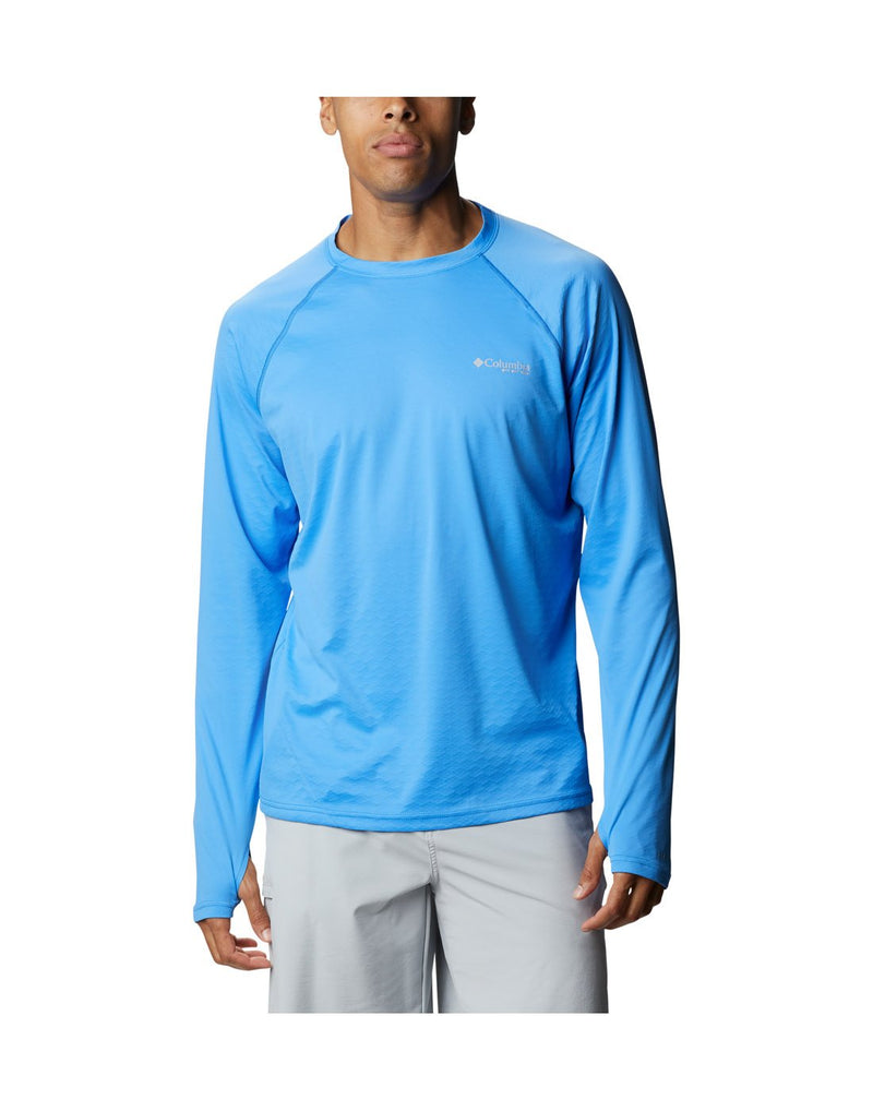 Man wearing Columbia Men's PFG ZERO Rules™ Ice Long Sleeve Shirt - harbor blue, front view