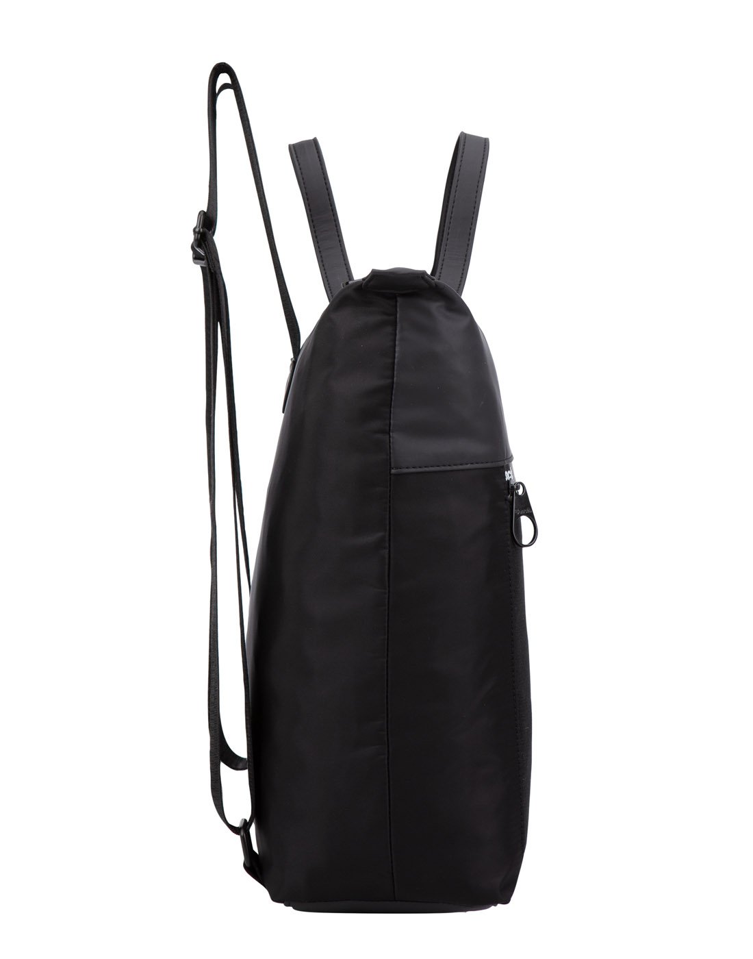 Bench Hukary Backpack in black, side view