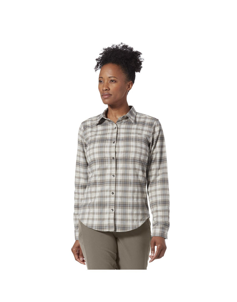 Woman wearing Royal Robbins Women's Thermotech Flannel in silver birch picchu, front view