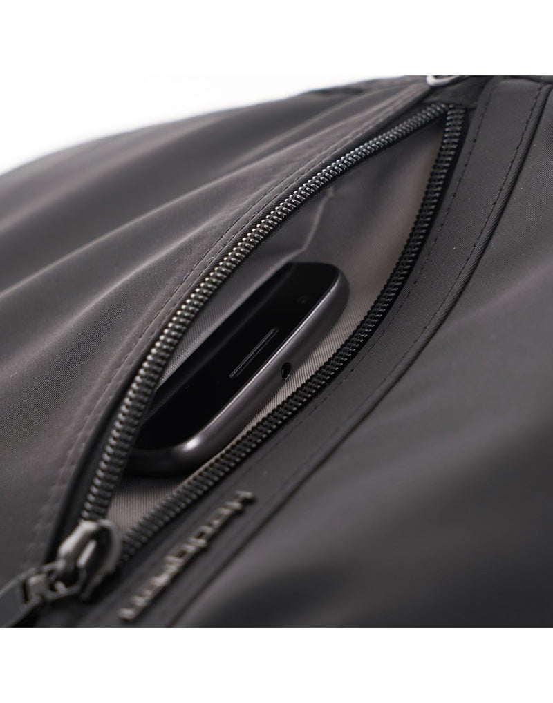 Hedgren vogue black colour backpack side pocket